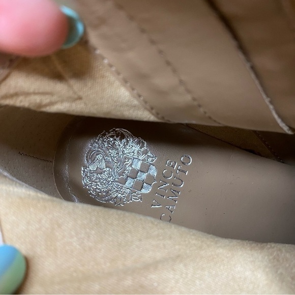 New! Vince Camuto Gredile Tan Suede Pointy Toe Bootie 11M - Picture 14 of 16